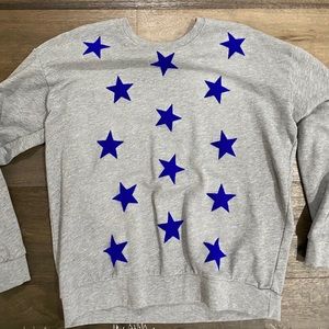 South parade grey sweater with blue fuzzy stars